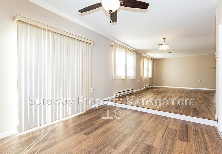 49 Westport Dr #71 — Photo 3
