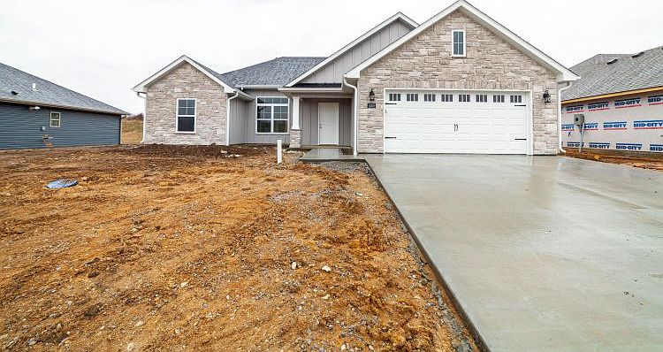 1st image of 4501 Stone Mountain Pkwy