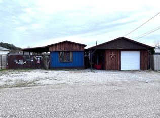 55 Thorn St, Parkersburg, WV 26101