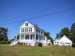 166 Fleeton Point Cir, Reedville, VA 22539