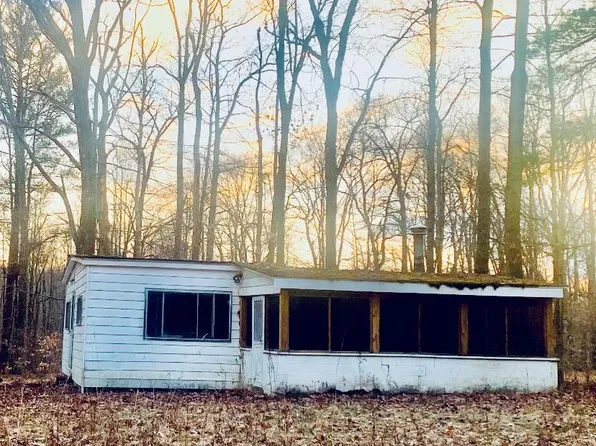 2441 Pine Hollow Dr, Tionesta, PA 16353