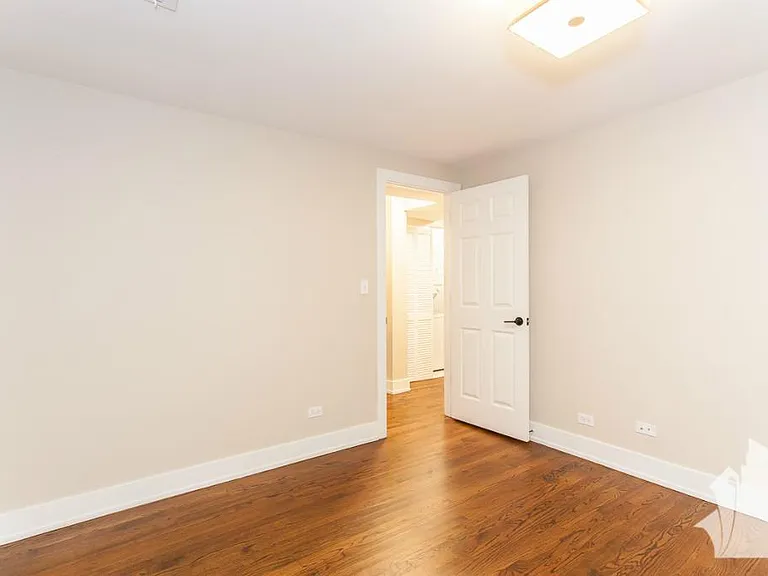 5062 N Winchester Ave #1W — Photo 10