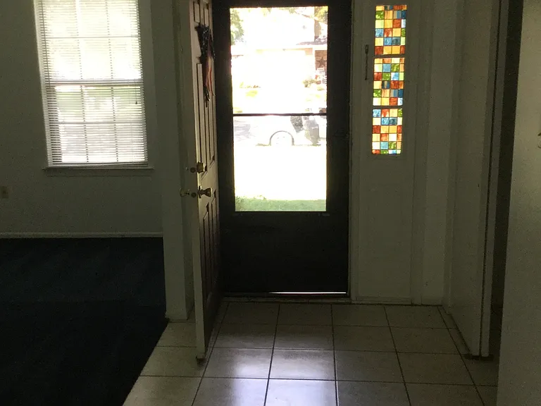Chestnut Dr — Photo 2