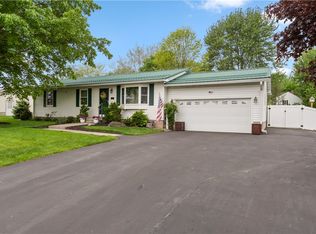 34 Van Renssalaer St, Seneca Falls, NY 13148