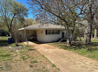 1601 Ridge Ave, Florence, AL 35630