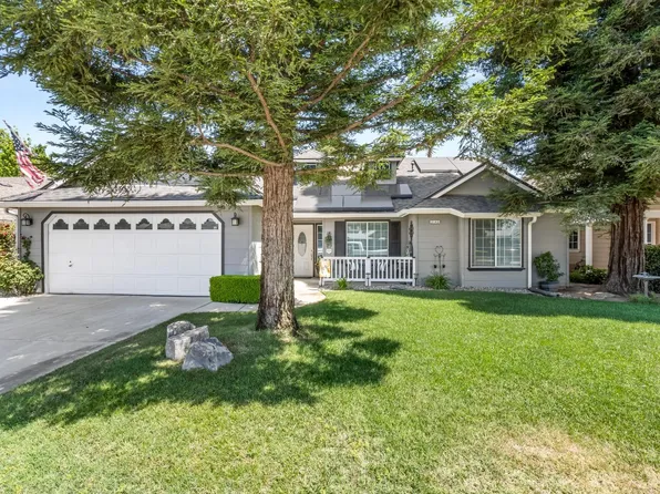 2143 Spruce Ave, Clovis, CA 93611