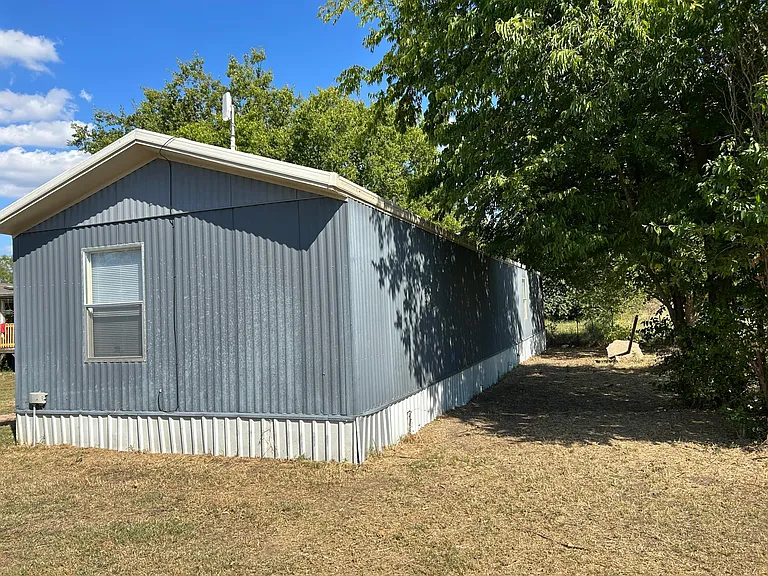 538 Sexton Rd — Photo 3