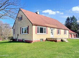 383 Griffith Ave, Mineral Point, PA 15942