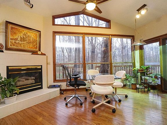 2nd image of 7439 Cinnamon Woods Dr