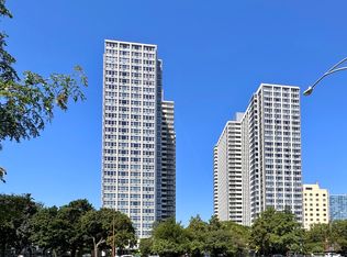 4250 N Marine Dr APT 714, Chicago, IL 60613