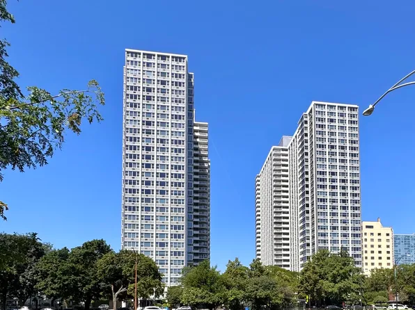 4250 N Marine Dr, Chicago, IL