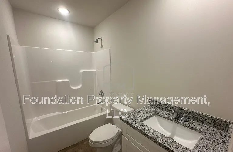 313 Westree St — Photo 11