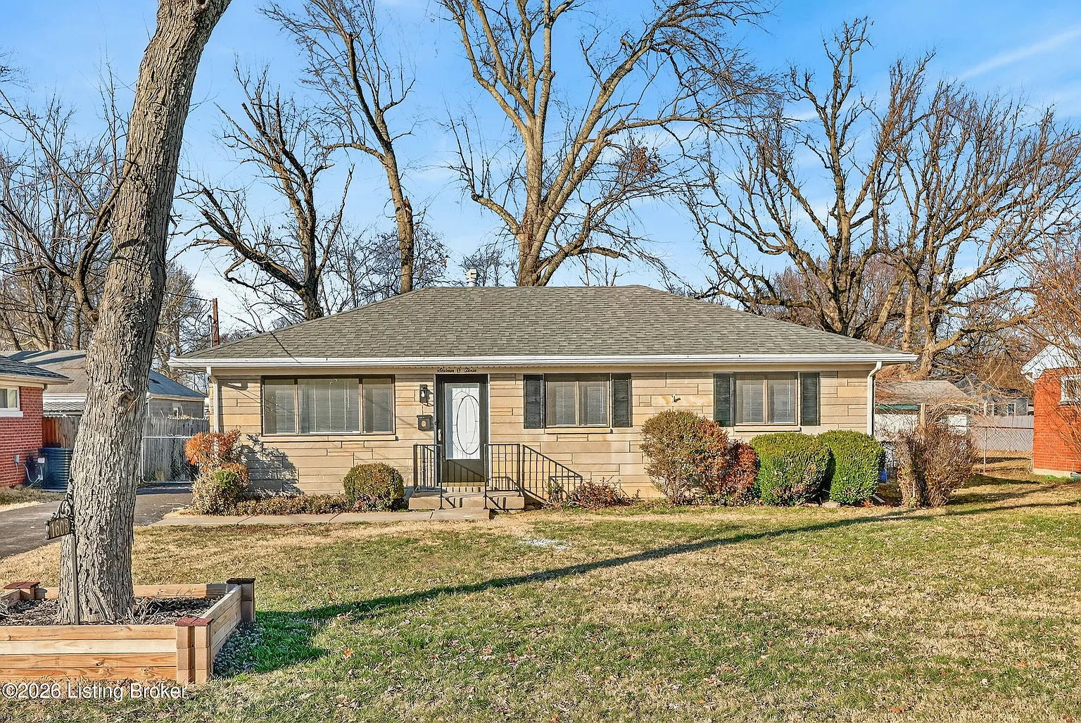 1603 Lou Gene Ave photo 1