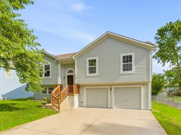 106 Georgia Ln, Belton, MO 64012