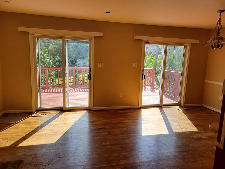 208 Prospect Ave — Photo 9