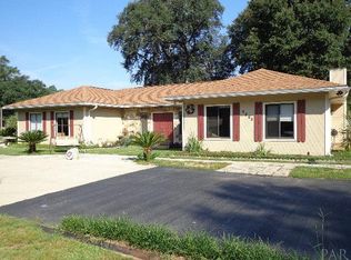 5866 Cherokee Rd, Milton, FL 32570