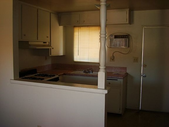 2nd image of 24550 Atwood Ave APT 2