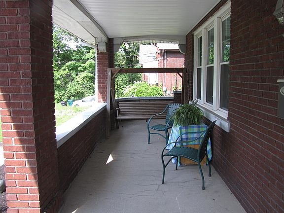 2nd image of 2857 McKinley Ave