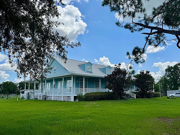 2nd image of 4305 Palomino Dr