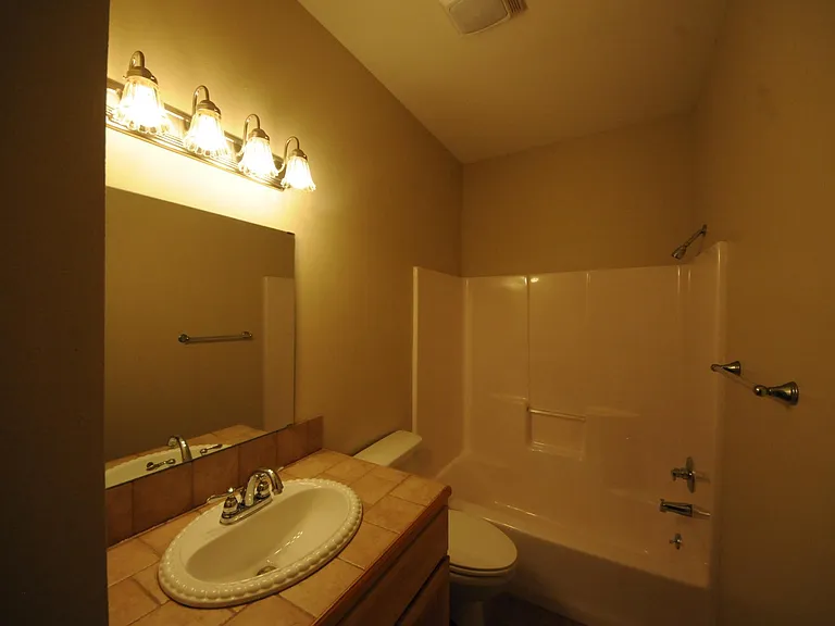 168 Waller Ln #168 — Photo 7