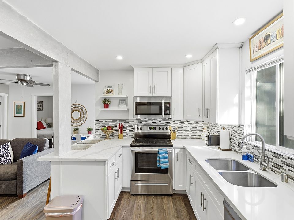 1st image of 1546 Chalcedony St APT A