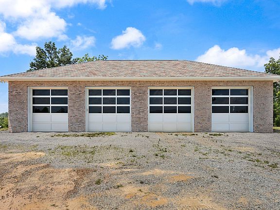 4th image of 1824 Kingtown Rd