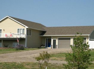 20927 Cliffside Rd, Pierre, SD 57501