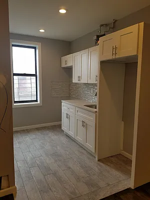 Rented by Lang Realty LLC | media 5