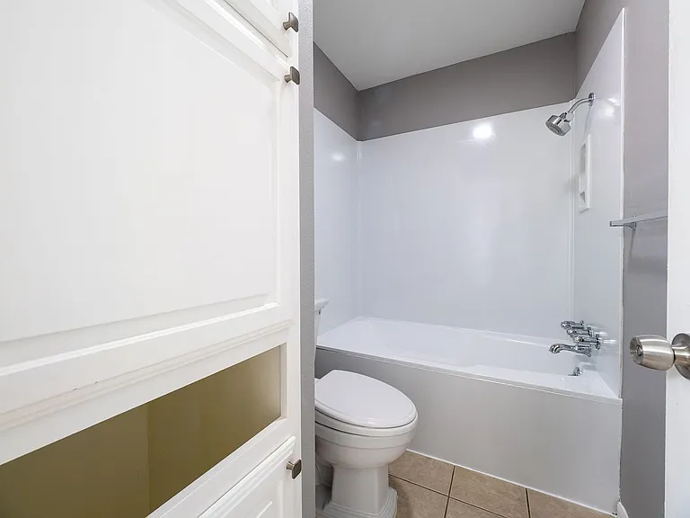 4804 Broadhill Dr — Photo 11