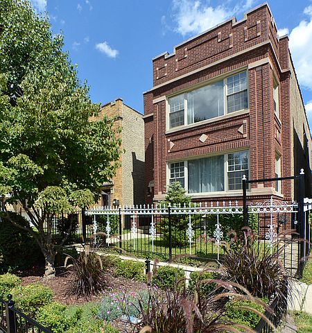 1st image of 6733 N Artesian Ave