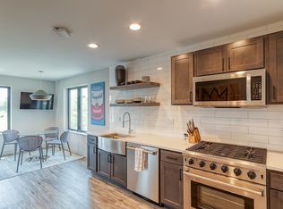 830 Henry St #11, Ann Arbor, MI 48104