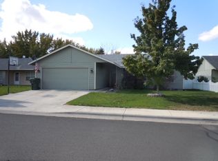 1375 SW Riverhill Dr, Hermiston, OR 97838