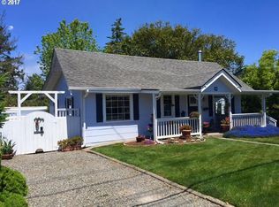 604 Pacific Ave, Brookings, OR 97415
