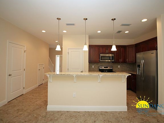 2nd image of 1275 Sharif Dr