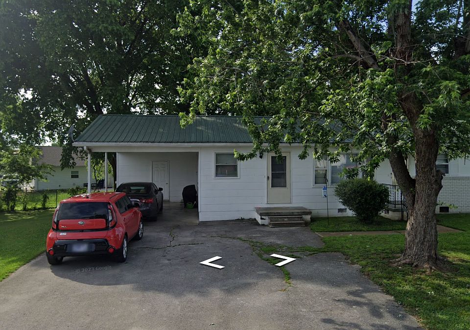 1st image of 903 Smith St