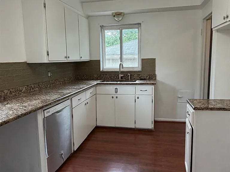 26125 Huntington St — Photo 7