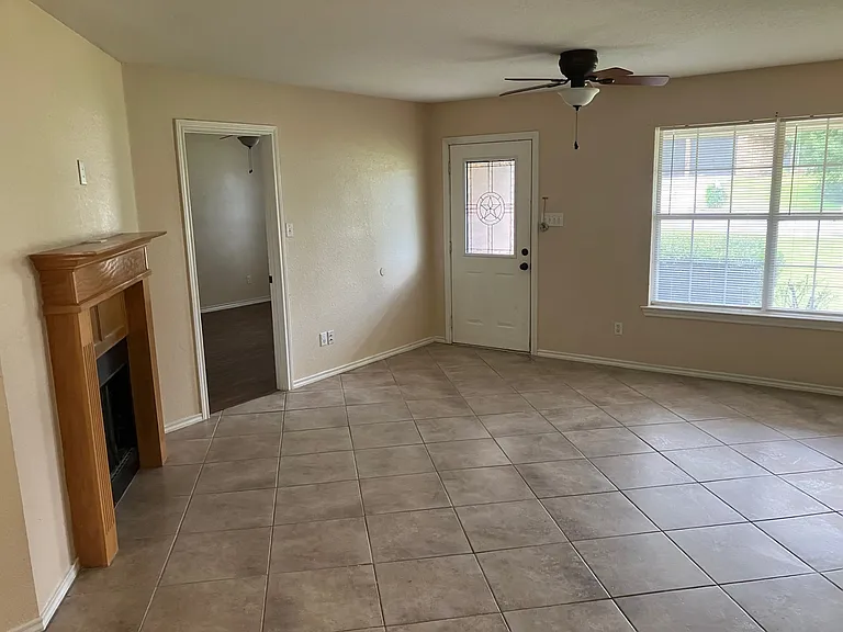 208 S Sendero Dr — Photo 18