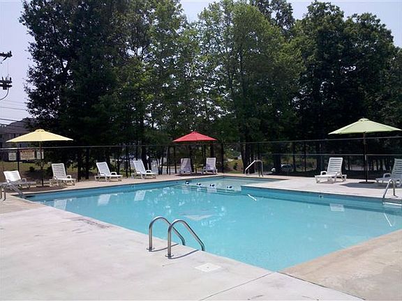 img_20110610_114743[1] (2) Pool Pic