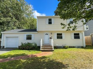282 Pleasant St, Marblehead, MA 01945