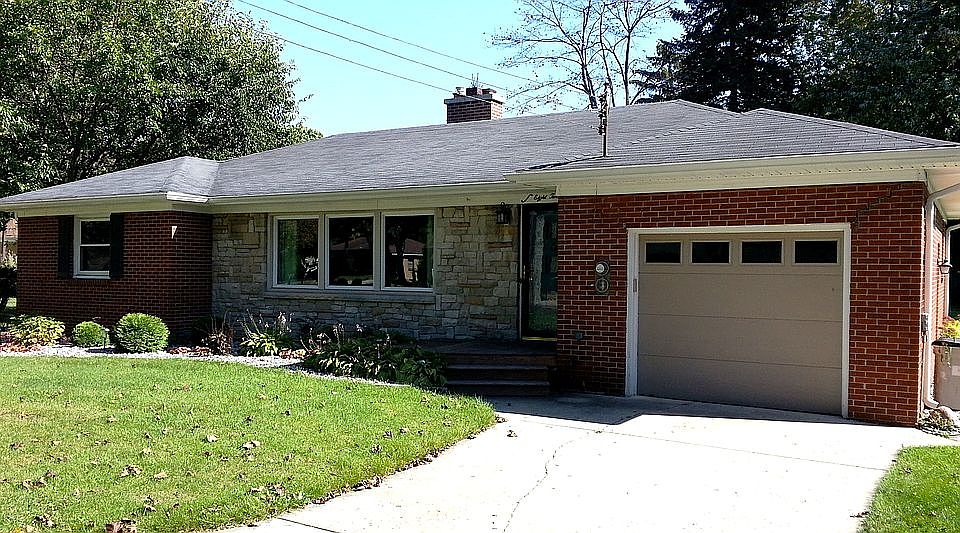 1st image of 820 Orchard Ct
