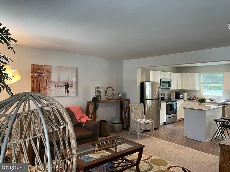 264 Sage Cir — Photo 2