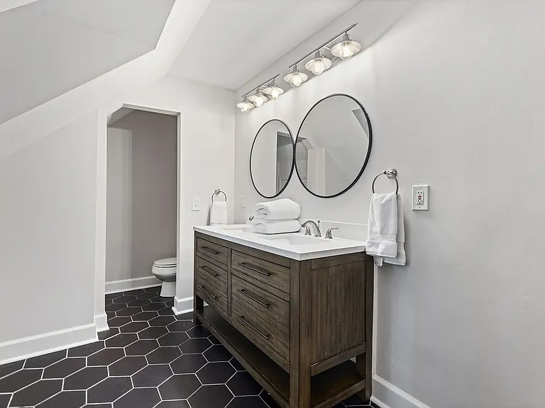 Master Bath 1