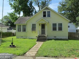 212 Longfellow Ave, Colonial Beach, VA 22443