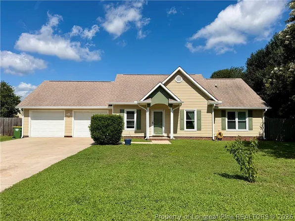 299 Riverwind Dr, Spring Lake, NC 28390