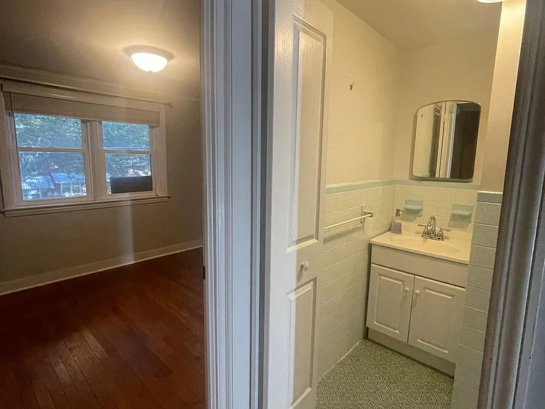 839 Union St — Photo 8
