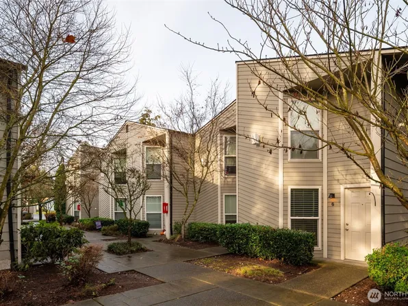 425 4th Street NE, Puyallup, WA 98372