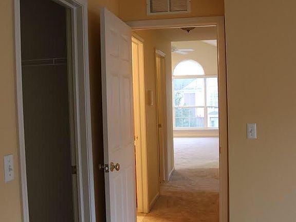 3rd image of 16824 Dover Dr