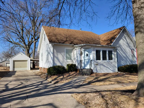 1121 Monona St, Boone, IA 50036