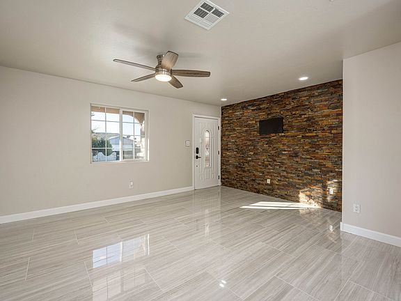 5th image of 1205 Aero Ln