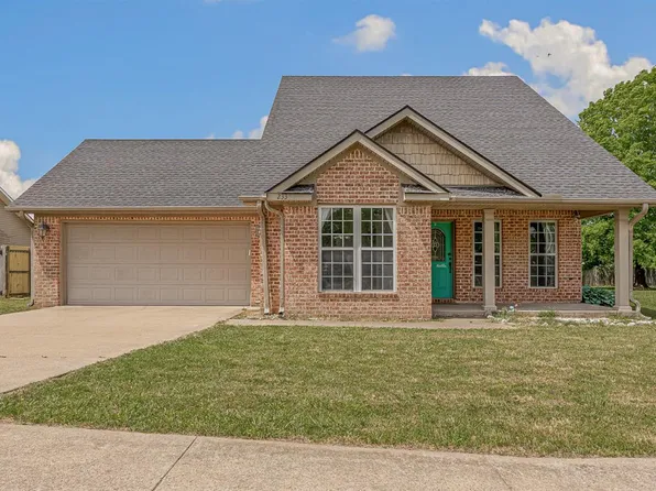 233 N Oak St, Brookland, AR 72417